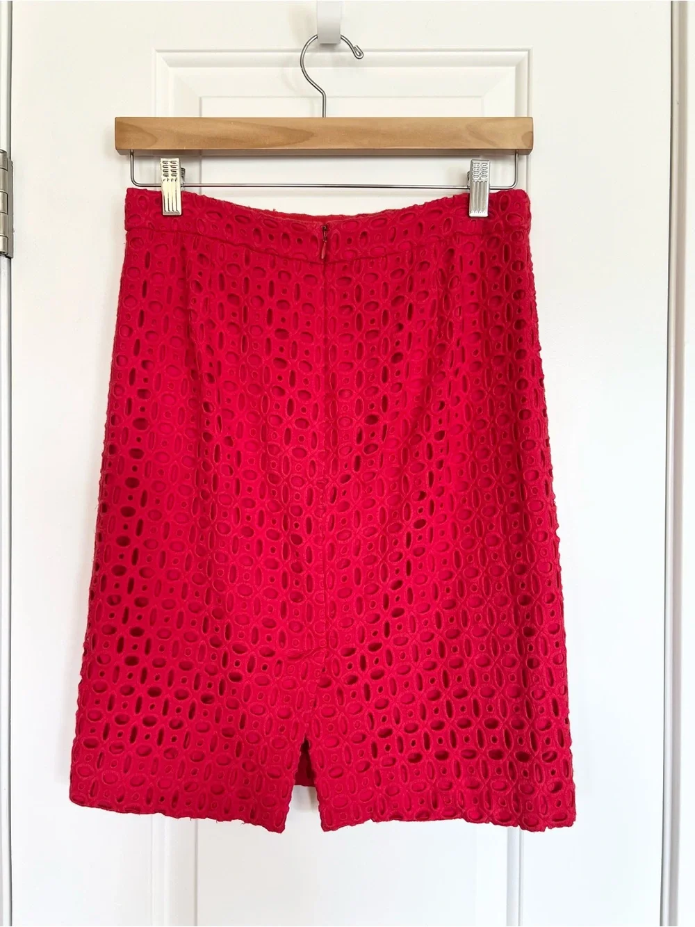 J. Crew orange eyelet No. 2 Pencil skirt Size 4 Preppy Office Work skirt Dressy